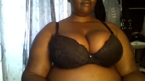 Snapshot of sweetbaby46 chatting on February 19, 2025, 5:27 am sweetbaby46 online show from February 19, 2025, 5:27 am
