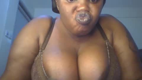 sweetbaby46 online show from October 27, 2025, 1:26 pm