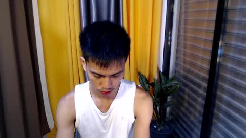 sweetbigcockz online show from February 26, 2025, 4:35 pm