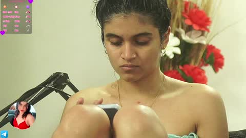 Snapshot of sweetbonii chatting on December 28, 2024, 7:01 pm Salom independent model online show from December 28, 2024, 7:01 pm
