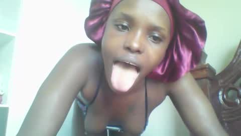 sweetclit99 online show from September 9, 2025, 8:14 am