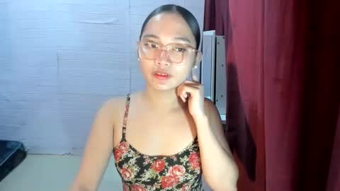 Snapshot of sweetcummer27 chatting on September 8, 2025, 8:19 pm SOPHIA online show from September 8, 2025, 8:19 pm