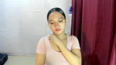 Snapshot of sweetcummer27 chatting on October 12, 2025, 10:31 pm SOPHIA online show from October 12, 2025, 10:31 pm