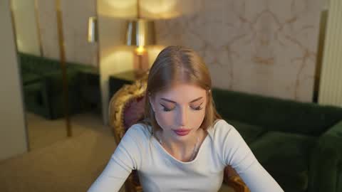 Amelia online show from October 6, 2025, 6:55 am