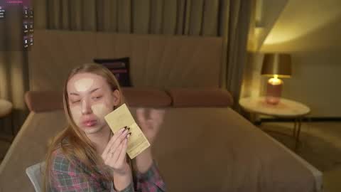 Amelia online show from November 20, 2025, 1:28 am