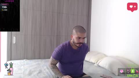 Snapshot of sweetdesires_ chatting on September 28, 2025, 2:55 pm online show from September 28, 2025, 2:55 pm