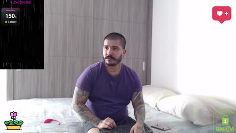 Snapshot of sweetdesires_ chatting on November 9, 2025, 2:26 pm online show from November 9, 2025, 2:26 pm