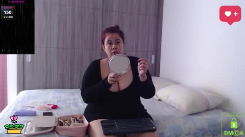 Snapshot of sweetdesires_ chatting on November 15, 2025, 1:51 pm online show from November 15, 2025, 1:51 pm