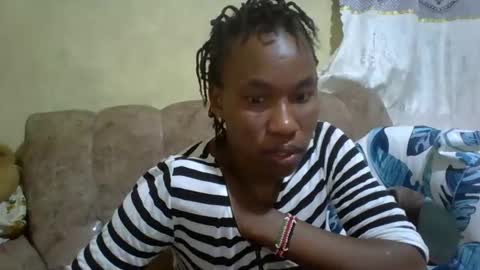 sweetdiva2012 online show from February 16, 2025, 2:21 pm