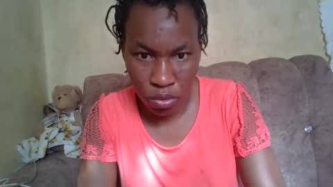 sweetdiva2012 online show from March 3, 2025, 5:31 am