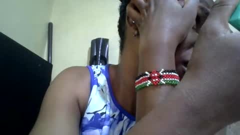 sweetdiva2012 online show from October 29, 2025, 7:21 am