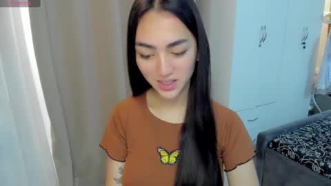 Snapshot of sweetestmallow chatting on February 20, 2025, 12:19 am mallow online show from February 20, 2025, 12:19 am