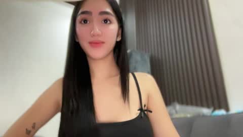 Snapshot of sweetestmallow chatting on December 3, 2025, 1:53 pm mallow online show from December 3, 2025, 1:53 pm