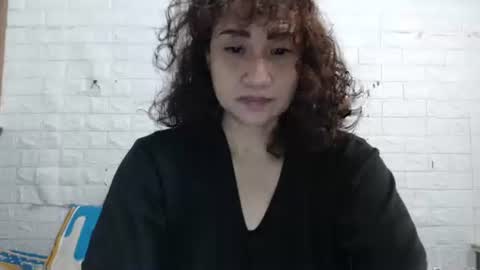 Snapshot of sweetgemini23 chatting on October 10, 2025, 12:53 am Jean online show from October 10, 2025, 12:53 am