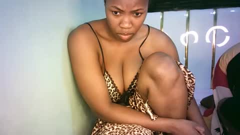 Snapshot of sweetgirltasha chatting on October 25, 2025, 10:56 am sweet tasha online show from October 25, 2025, 10:56 am