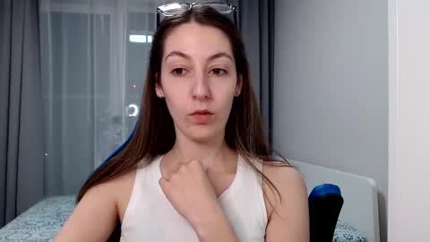 Emma  online show from January 29, 2025, 12:22 am