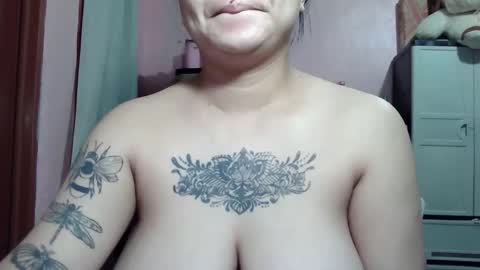 Snapshot of sweethotkisha chatting on October 3, 2025, 1:24 am sweethotkisha online show from October 3, 2025, 1:24 am