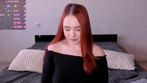 Snapshot of sweetie_candy_ chatting on December 18, 2024, 12:18 pm Hannah online show from December 18, 2024, 12:18 pm