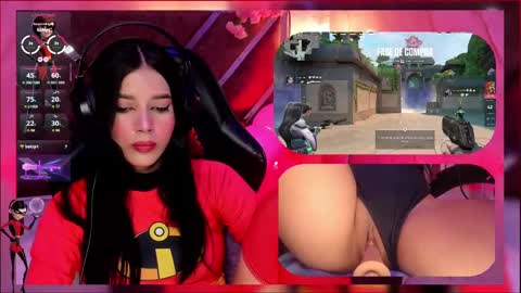 Snapshot of sweetie_cloe chatting on October 2, 2025, 9:22 pm sweetie_cloe online show from October 2, 2025, 9:22 pm