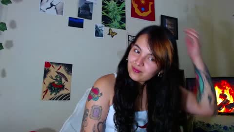 Maria  my insta sweetie maryy   online show from February 1, 2025, 3:41 am