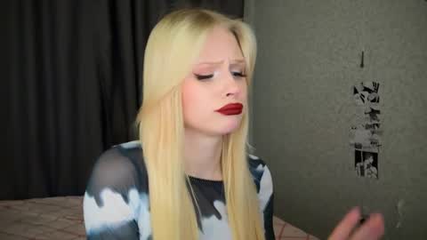 sweetie Lisa3 online show from January 25, 2025, 3:09 pm