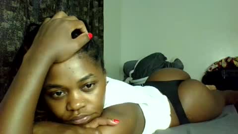 sweetjackym online show from March 10, 2025, 4:17 am