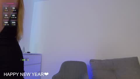 Snapshot of sweetkira1 chatting on January 2, 2025, 11:52 am SweetKira1 online show from January 2, 2025, 11:52 am
