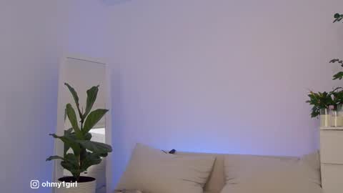 Snapshot of sweetkira1 chatting on October 24, 2025, 12:01 pm SweetKira1 online show from October 24, 2025, 12:01 pm