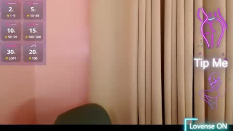 Snapshot of sweetleah_1998 chatting on January 20, 2025, 5:06 pm Leah online show from January 20, 2025, 5:06 pm