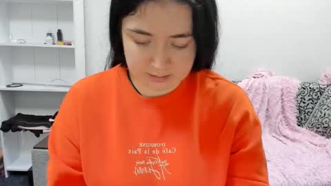 Snapshot of sweetmarylove chatting on February 18, 2025, 9:43 am sweetmarylove online show from February 18, 2025, 9:43 am