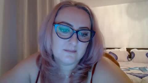 Snapshot of sweetmayacutie chatting on October 24, 2025, 2:24 pm sweetmaya online show from October 24, 2025, 2:24 pm