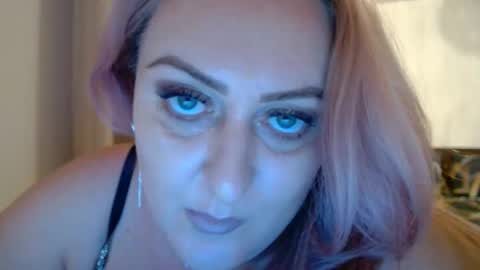 Snapshot of sweetmayacutie chatting on October 31, 2025, 3:13 pm sweetmaya online show from October 31, 2025, 3:13 pm