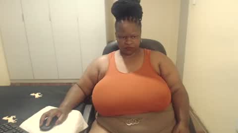 Snapshot of sweetnoziexxx chatting on February 7, 2025, 7:07 am sweetnoziexxx online show from February 7, 2025, 7:07 am