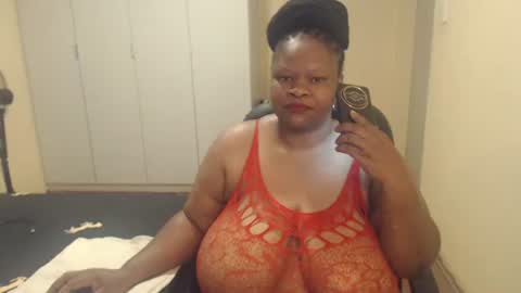 Snapshot of sweetnoziexxx chatting on February 25, 2025, 6:58 am sweetnoziexxx online show from February 25, 2025, 6:58 am