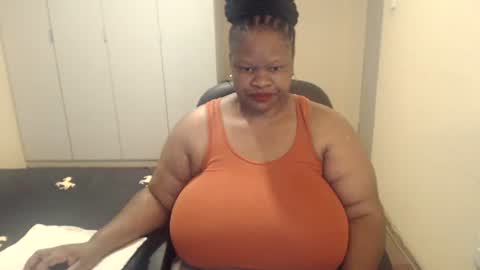 Snapshot of sweetnoziexxx chatting on February 27, 2025, 5:13 am sweetnoziexxx online show from February 27, 2025, 5:13 am