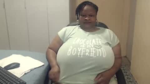 Snapshot of sweetnoziexxx chatting on September 9, 2025, 4:56 am sweetnoziexxx online show from September 9, 2025, 4:56 am