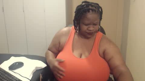 Snapshot of sweetnoziexxx chatting on October 5, 2025, 3:38 am sweetnoziexxx online show from October 5, 2025, 3:38 am