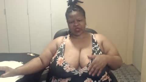 Snapshot of sweetnoziexxx chatting on November 3, 2025, 5:31 am sweetnoziexxx online show from November 3, 2025, 5:31 am