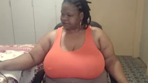 Snapshot of sweetnoziexxx chatting on November 22, 2025, 4:44 am sweetnoziexxx online show from November 22, 2025, 4:44 am