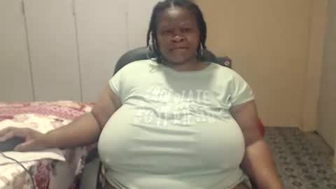 Snapshot of sweetnoziexxx chatting on November 23, 2025, 4:56 am sweetnoziexxx online show from November 23, 2025, 4:56 am