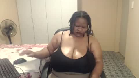 Snapshot of sweetnoziexxx chatting on December 5, 2025, 5:27 am sweetnoziexxx online show from December 5, 2025, 5:27 am