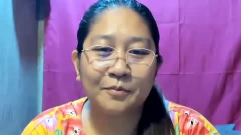 Snapshot of sweetpilipina88 chatting on December 10, 2024, 6:01 am MIA online show from December 10, 2024, 6:01 am