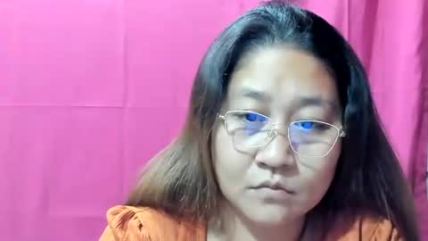 Snapshot of sweetpilipina88 chatting on December 23, 2024, 2:56 am MIA online show from December 23, 2024, 2:56 am