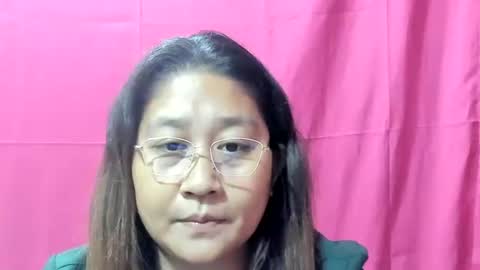 Snapshot of sweetpilipina88 chatting on December 24, 2024, 12:44 am MIA online show from December 24, 2024, 12:44 am