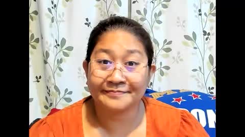 Snapshot of sweetpilipina88 chatting on September 15, 2025, 11:10 am MIA online show from September 15, 2025, 11:10 am