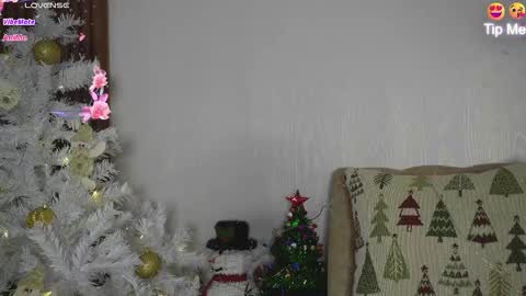 Snapshot of sweetpussyhot_ chatting on November 19, 2025, 9:48 pm Hello Welcome Im here from WEDNESDAY to SUNDAY 430am to 830am and 3 to 7 timeMONDAY and TUESDAY i rest online show from November 19, 2025, 9:48 pm