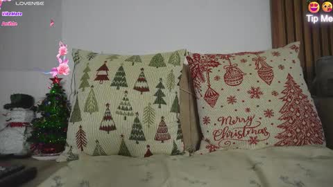 Snapshot of sweetpussyhot_ chatting on December 1, 2025, 9:58 am Hello Welcome Im here from WEDNESDAY to SUNDAY 430am to 830am and 3 to 7 timeMONDAY and TUESDAY i rest online show from December 1, 2025, 9:58 am