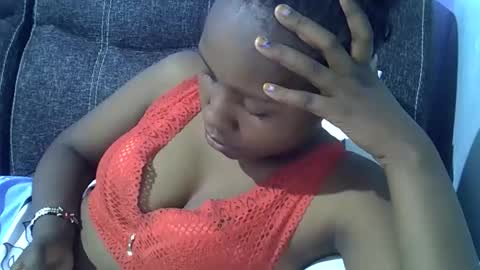 queen online show from November 13, 2025, 6:01 am