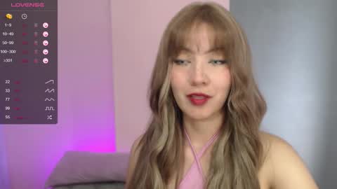 Rafaella online show from November 9, 2025, 6:28 pm