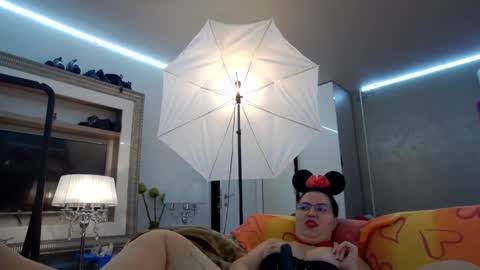 SweetRaisa online show from October 31, 2025, 1:06 am